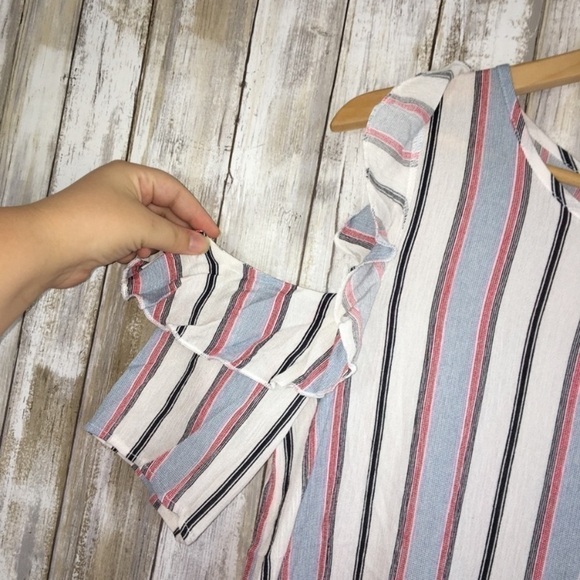 Andree Vertical Striped Cold Shoulder Blouse - Picture 2 of 5